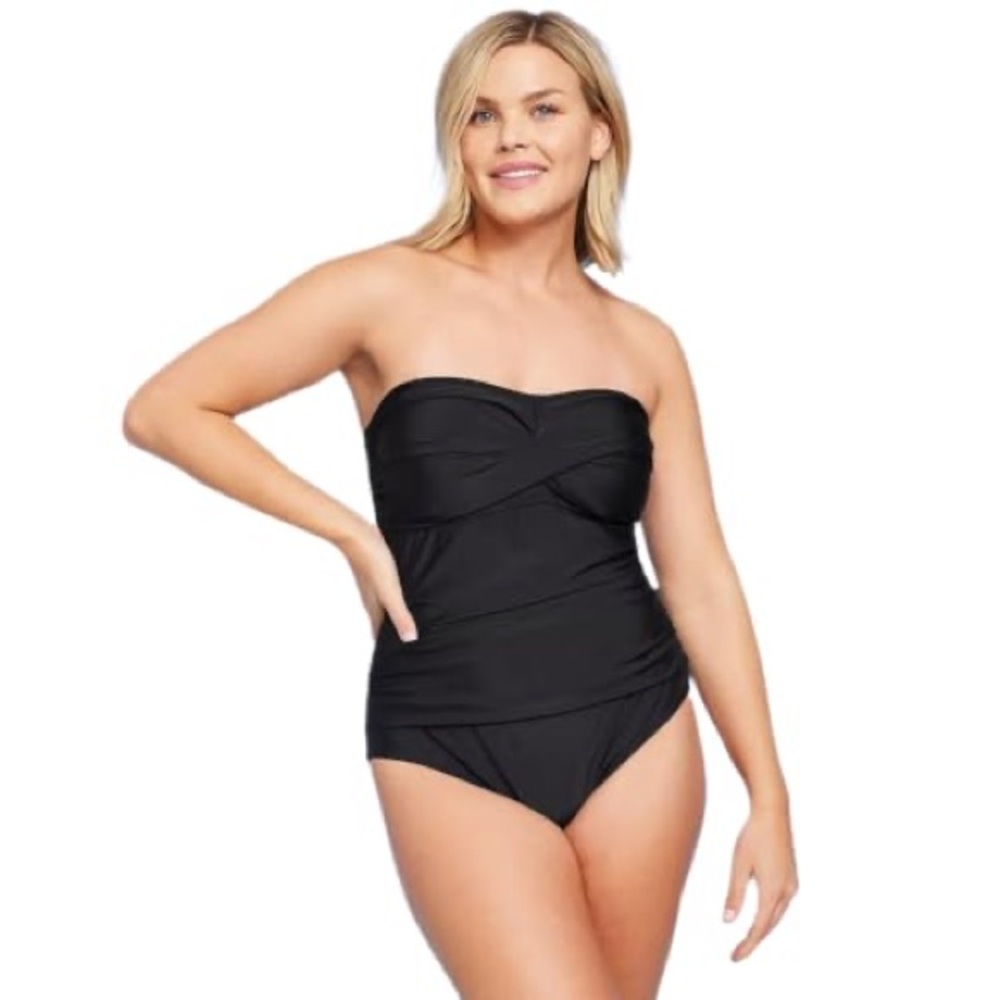 NEW KONA SOL Twist-Front Bandeau Classic One Piece Swimsuit- black (size M)